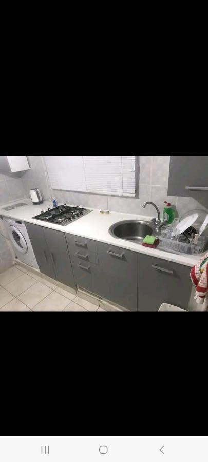 Holiday House Maisonette ลิมาซอล ภายนอก รูปภาพ